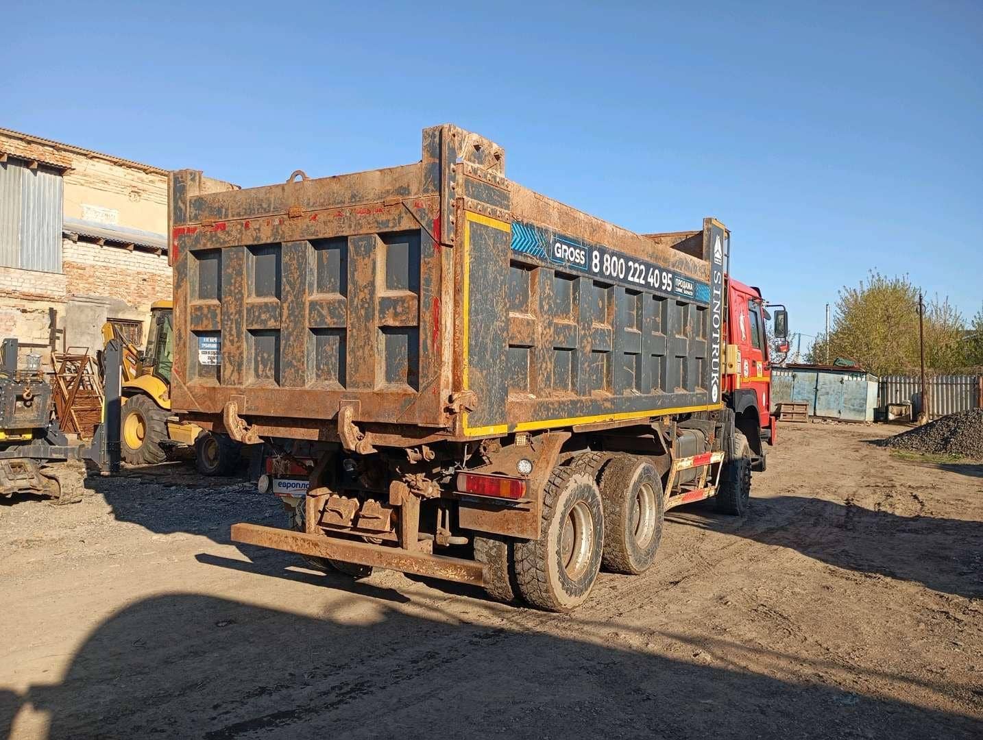 HOWO ZZ3327S3857E 6х6,  222 101 км, 2022 года в лизинг