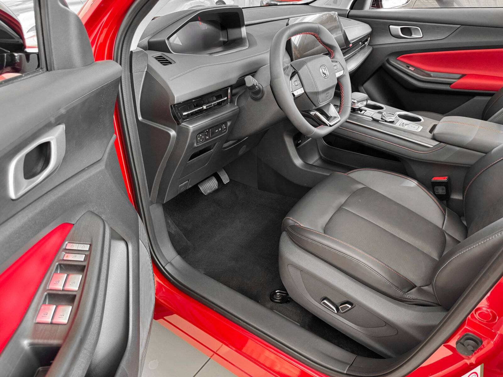 Changan Uni-S Tech 1.5T 7DCT