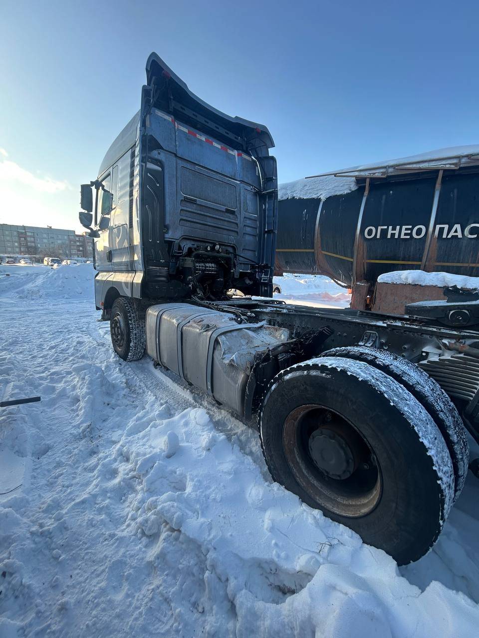 Sitrak С7Н MAX 6×4 ZZ4256V364HE,  77 102 км, 2023 года в лизинг