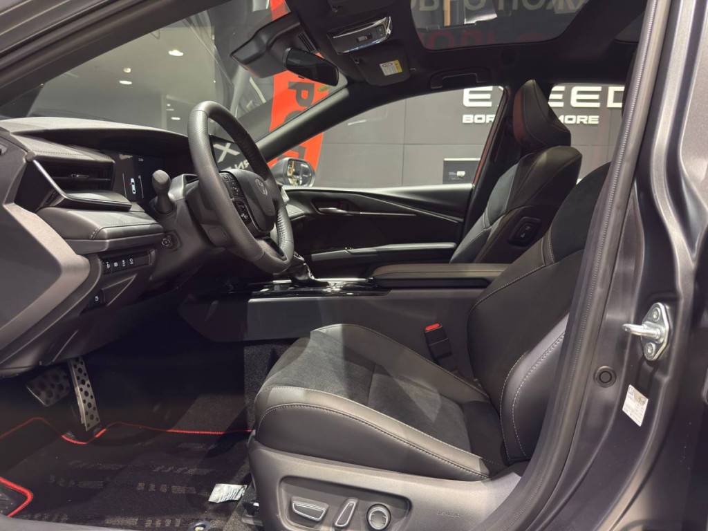 Toyota Camry 2.0S Sports Edition