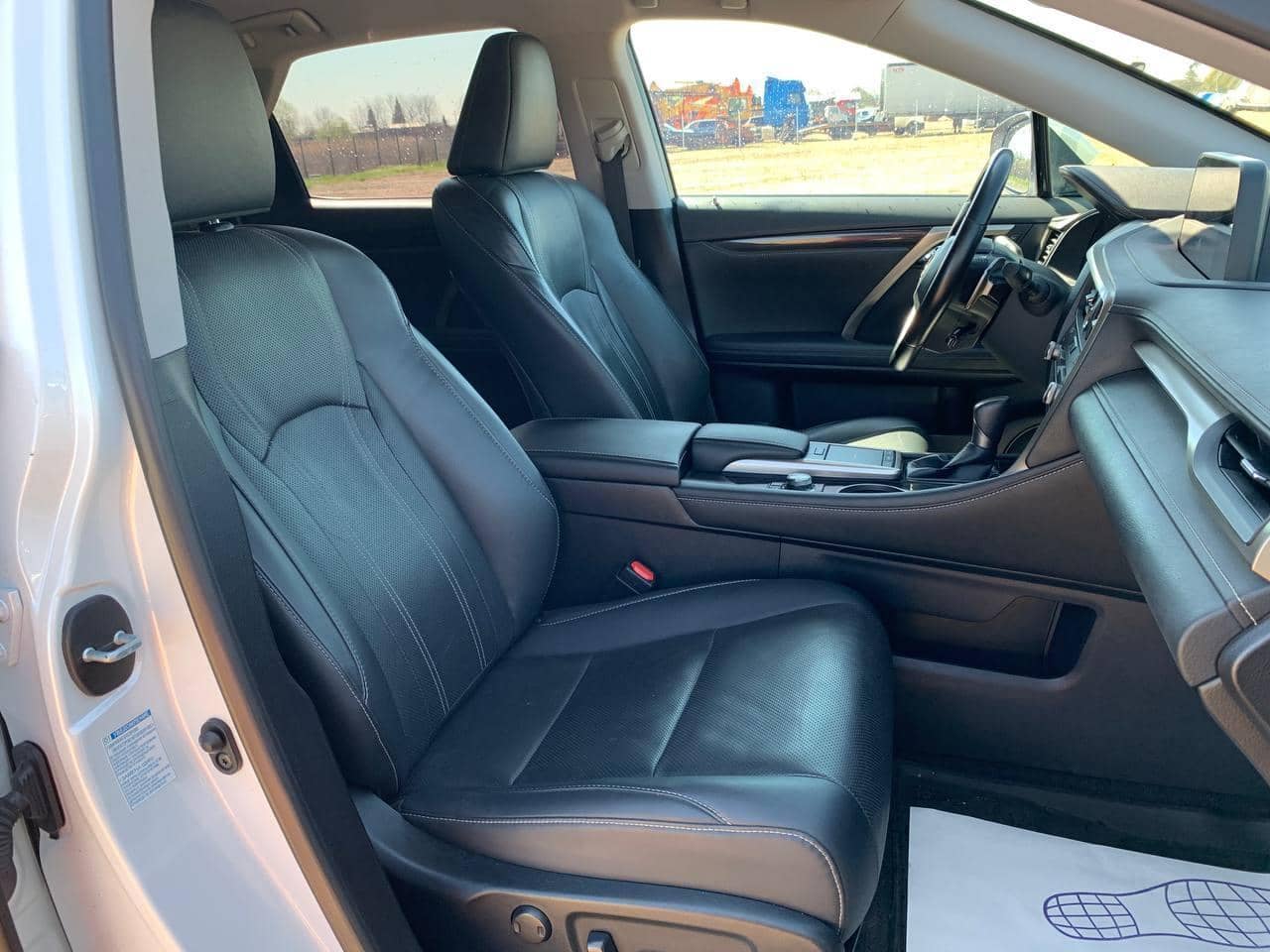 Lexus RX 300 AWD,  186 985 км, 2020 года в лизинг