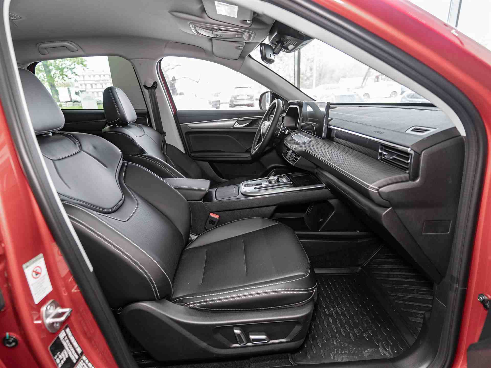 Haval Jolion Tech plus 1.5 7DCT 4WD