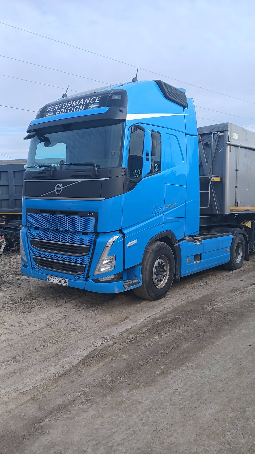 Volvo FH 460 4x2 (FH Globetrotter)