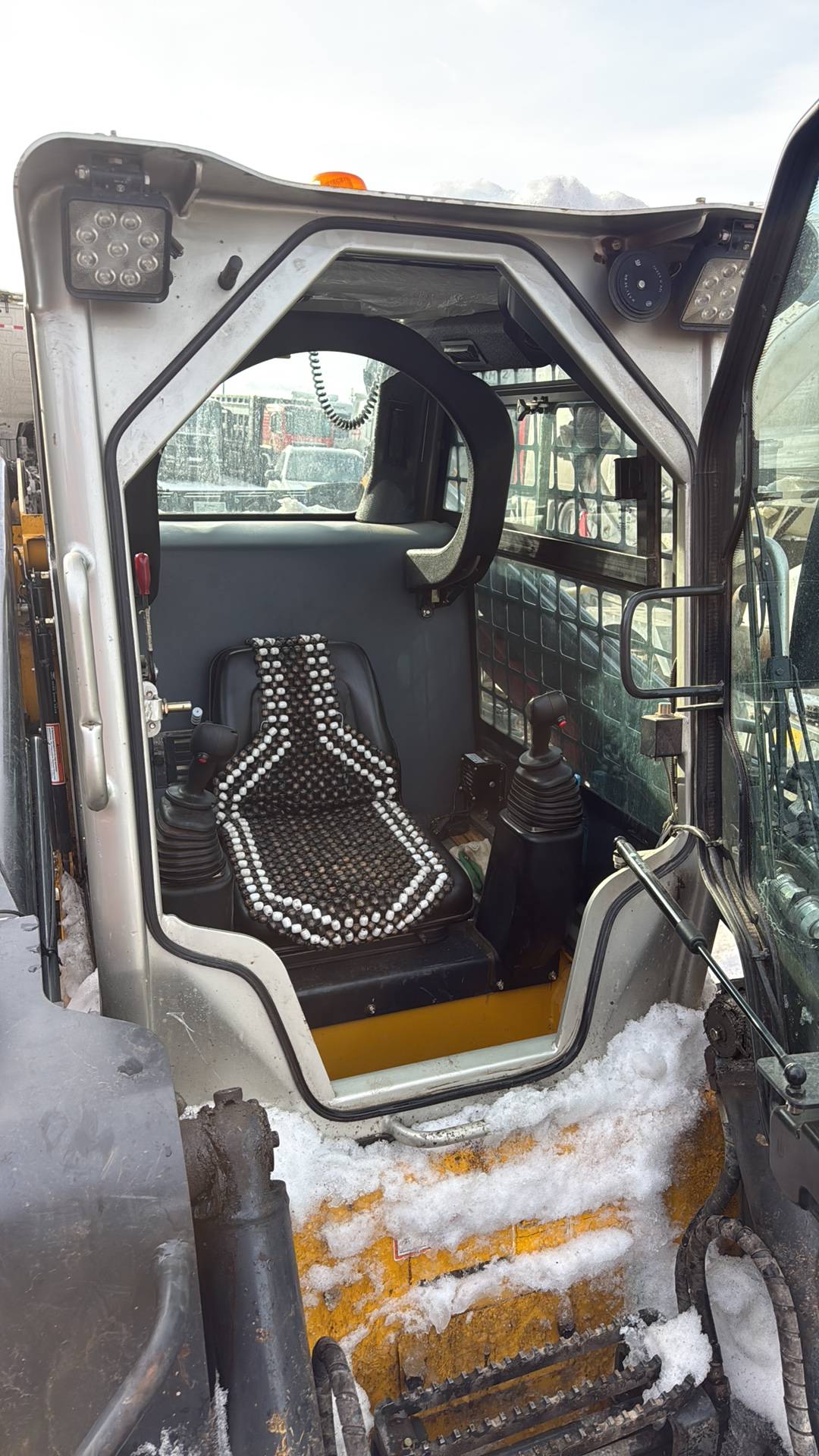 LiuGong CLG385В,  3 792 км, 2023 года в лизинг