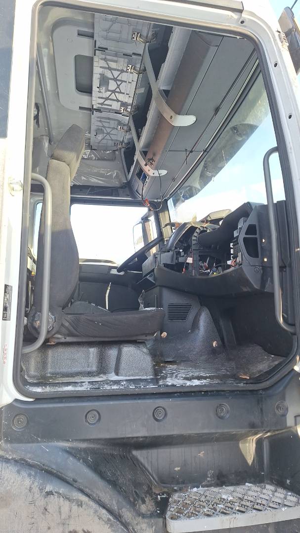 Sitrak С7Н 6×4 ZZ4256V364HE,  100 000 км, 2024 года в лизинг