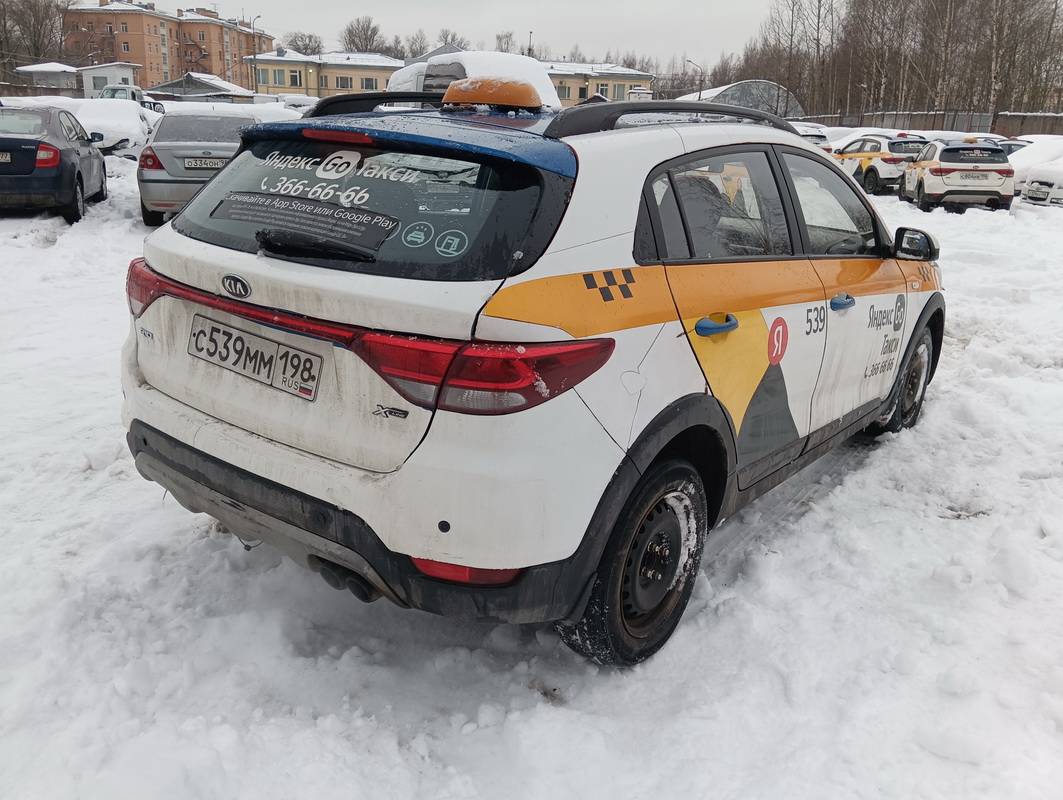KIA Rio X-Line,  228 062 км, 2019 года в лизинг