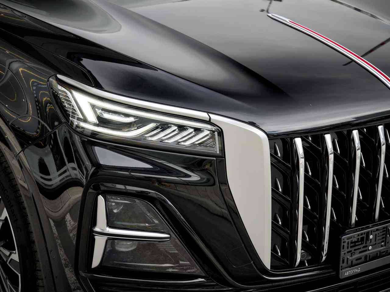 Hongqi HS5 Deluxe 2.0T AWD