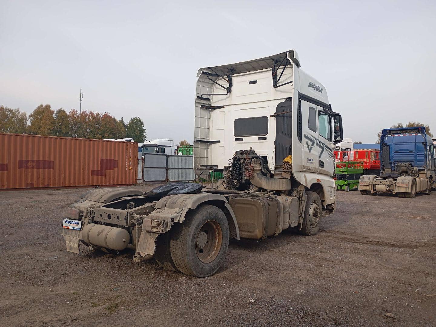FAW CA4180P77K25E5 4x2,  498 077 км, 2023 года в лизинг