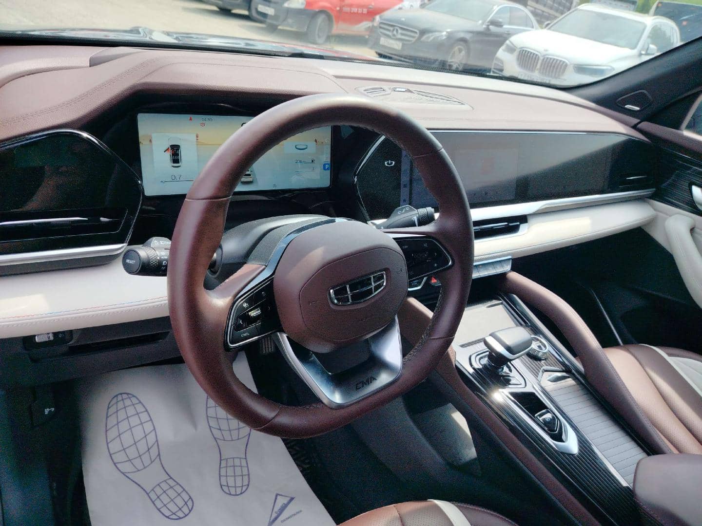 Geely Monjaro,  19 888 км, 2023 года в лизинг