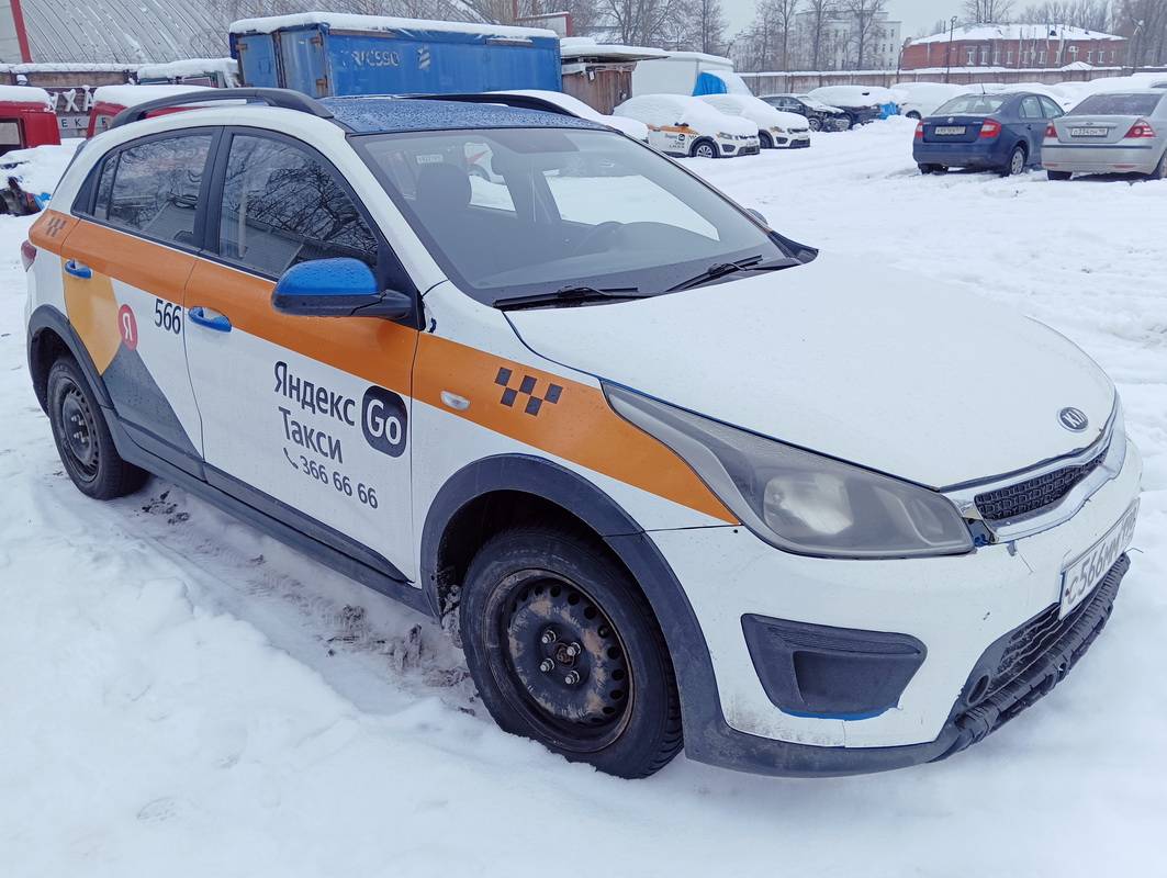 KIA Rio X-Line,  242 940 км, 2019 года в лизинг