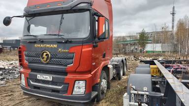 Shacman SX42584V324