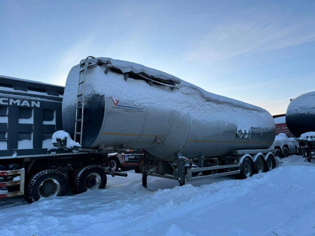 Сеспель Битумовоз SF3B38,  100 000 км, 2019 года в лизинг