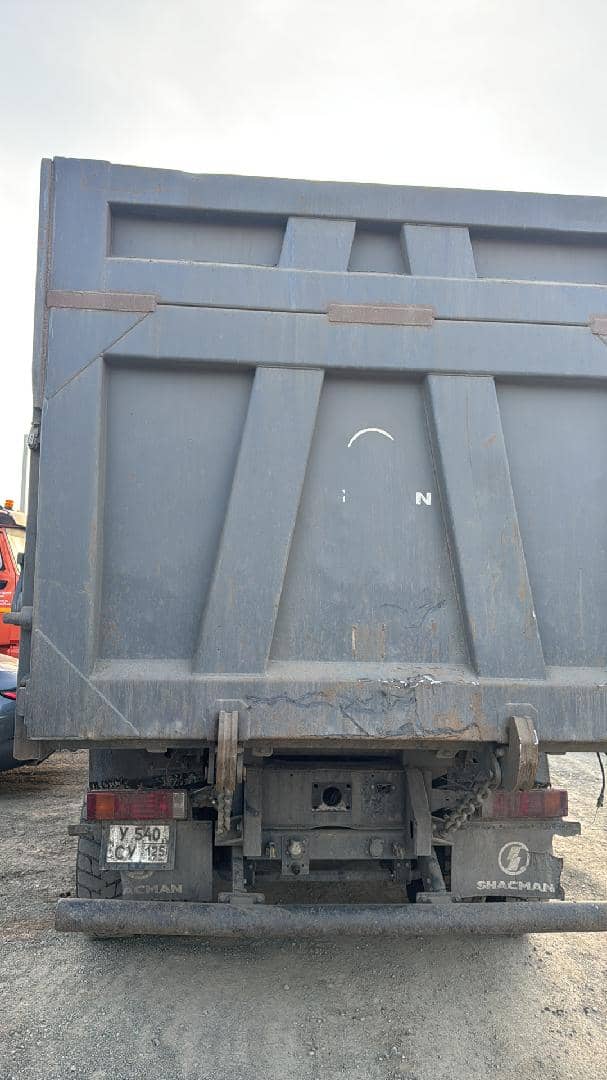 Shacman SX32586V384,  40 547 км, 2023 года в лизинг