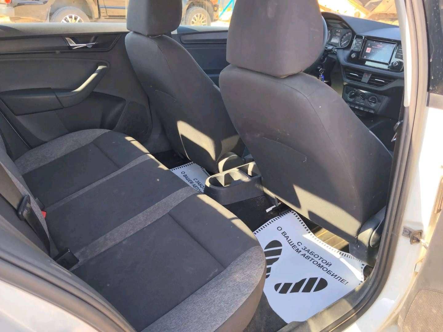 Skoda Rapid,  285 106 км, 2021 года в лизинг