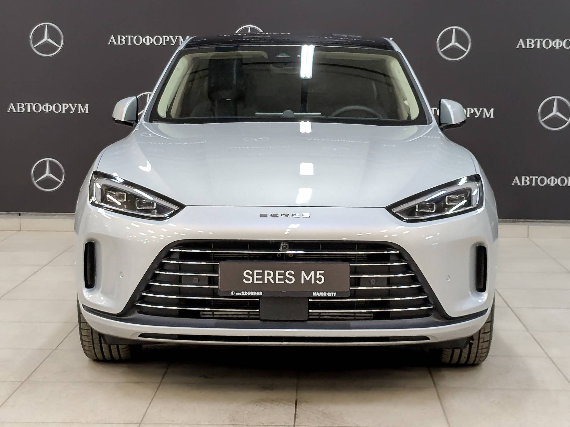 Seres M5 Premium 1.5hyb AT 4WD