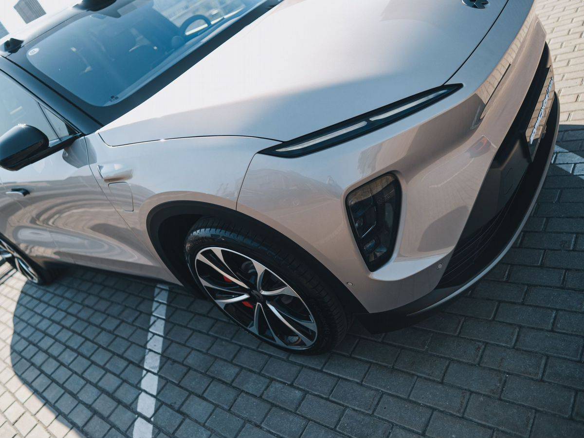 Nio ES8 100 kWh Signature Edition
