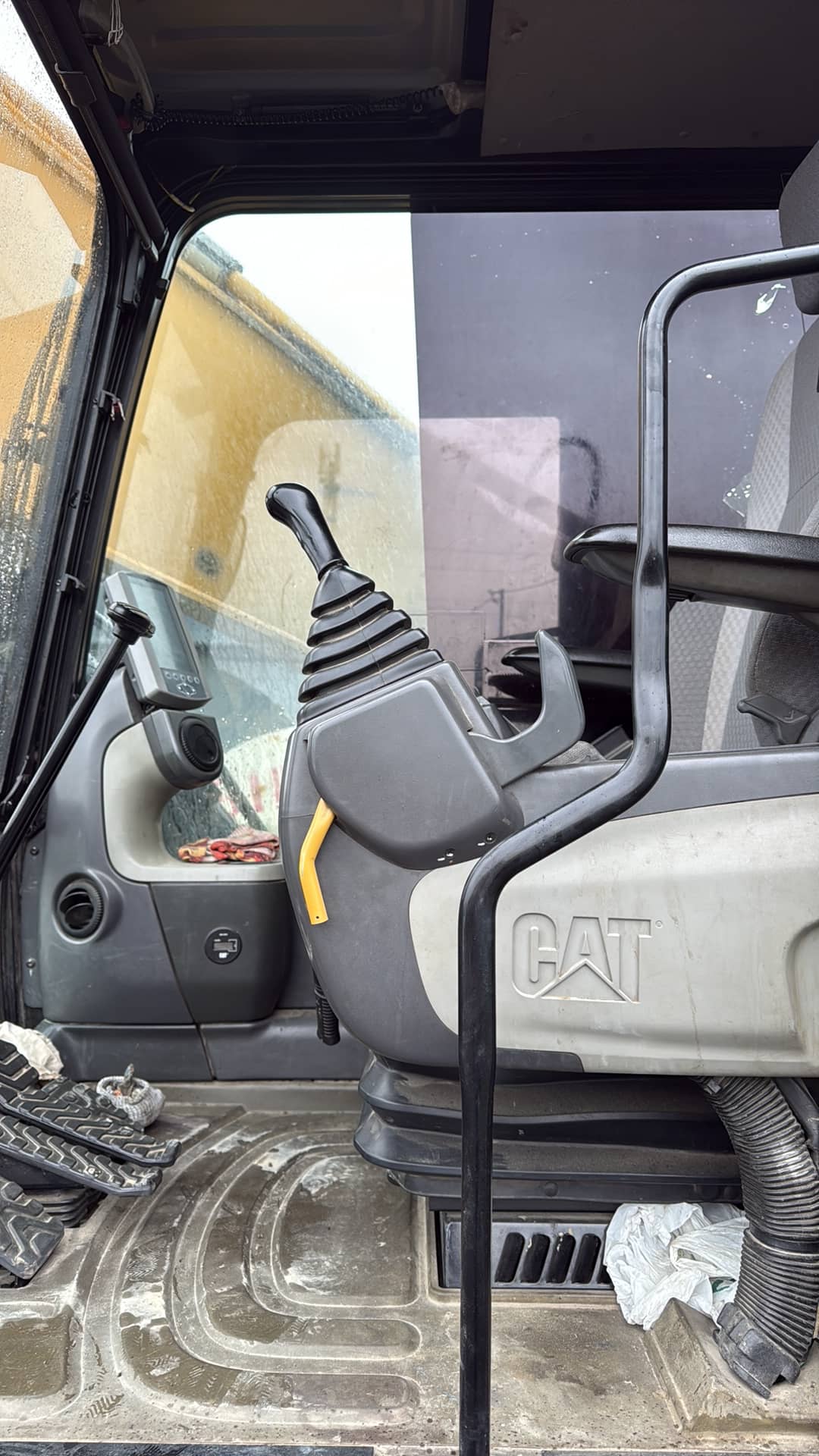 CATERPILLAR 336D2L,  1 км, 2019 года в лизинг