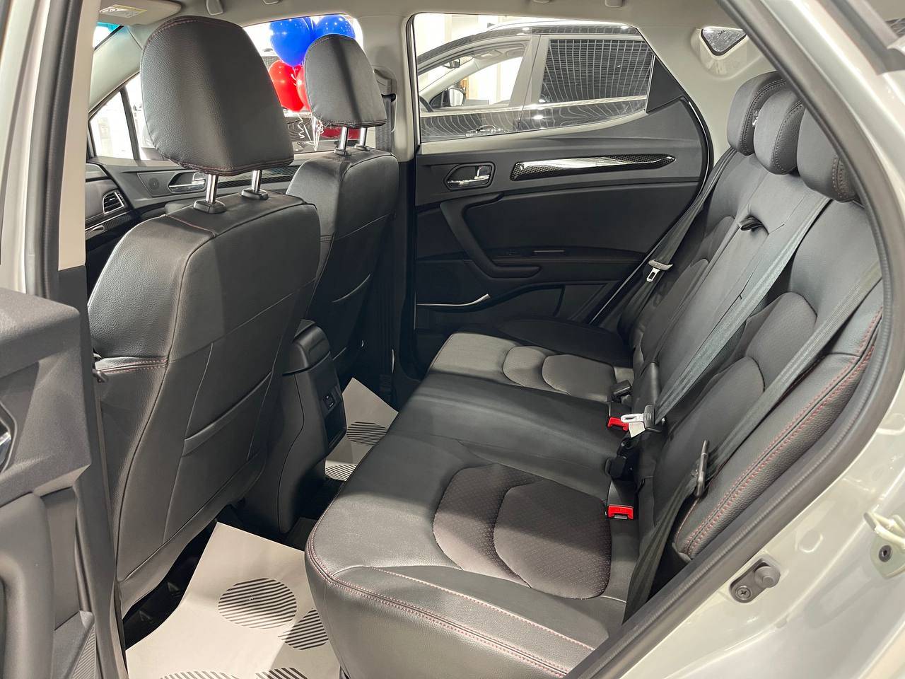 JAC JS3 Luxury 1.6 MT