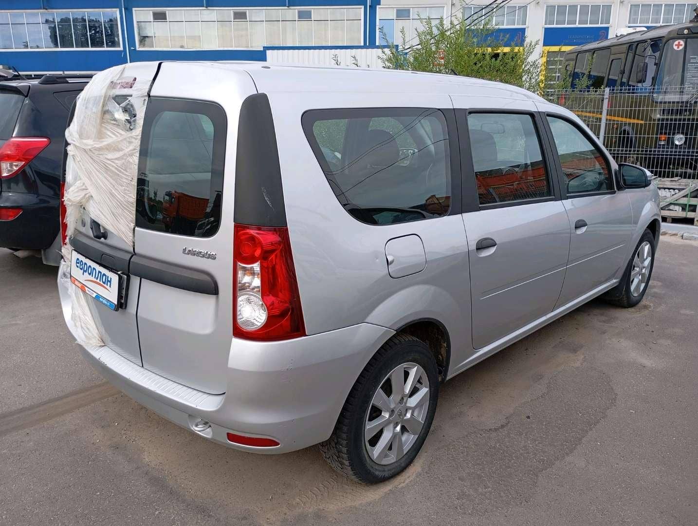 Lada Largus универсал,  89 334 км, 2024 года в лизинг