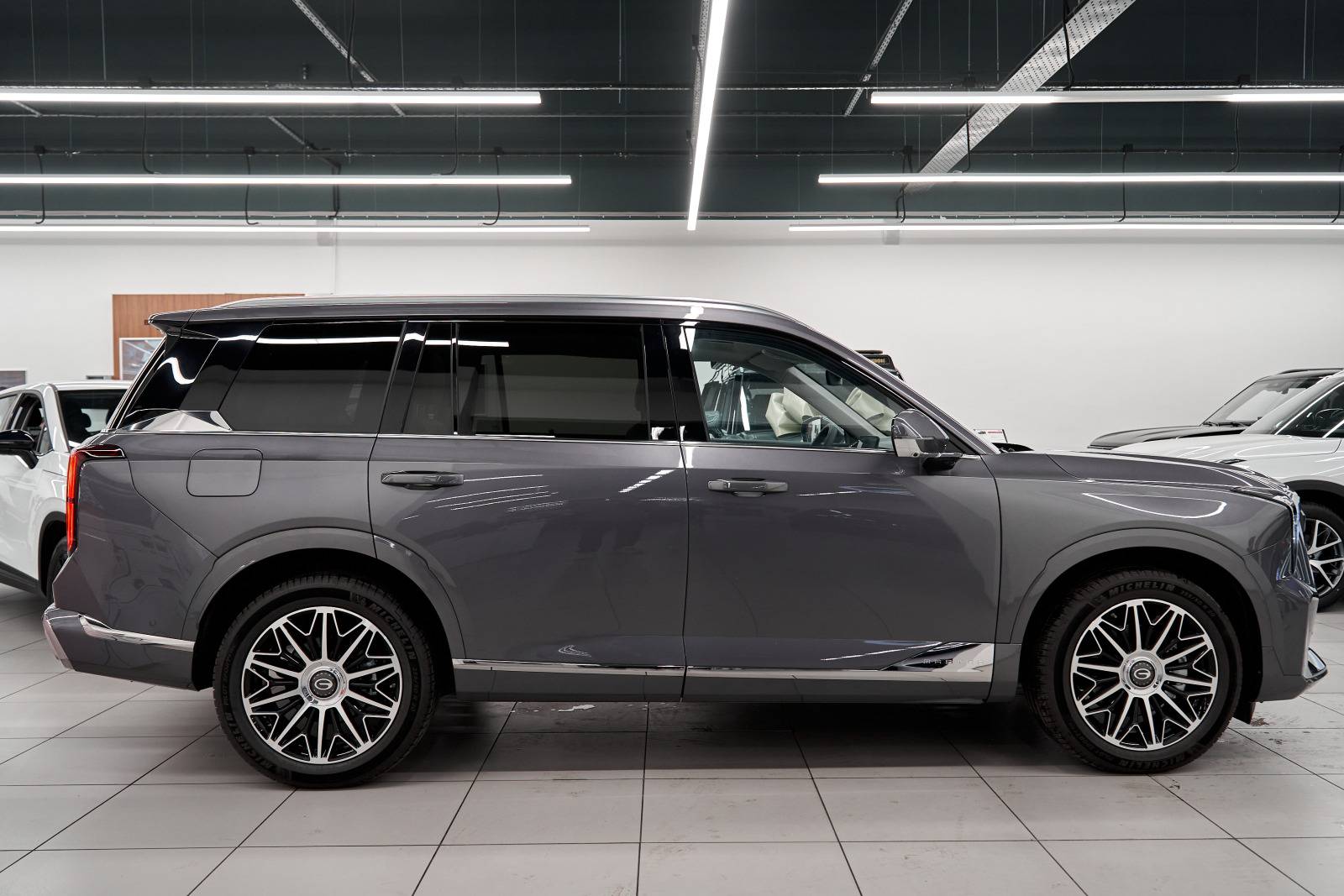 GAC GS8 GX Premium 2.0 8AT 4WD