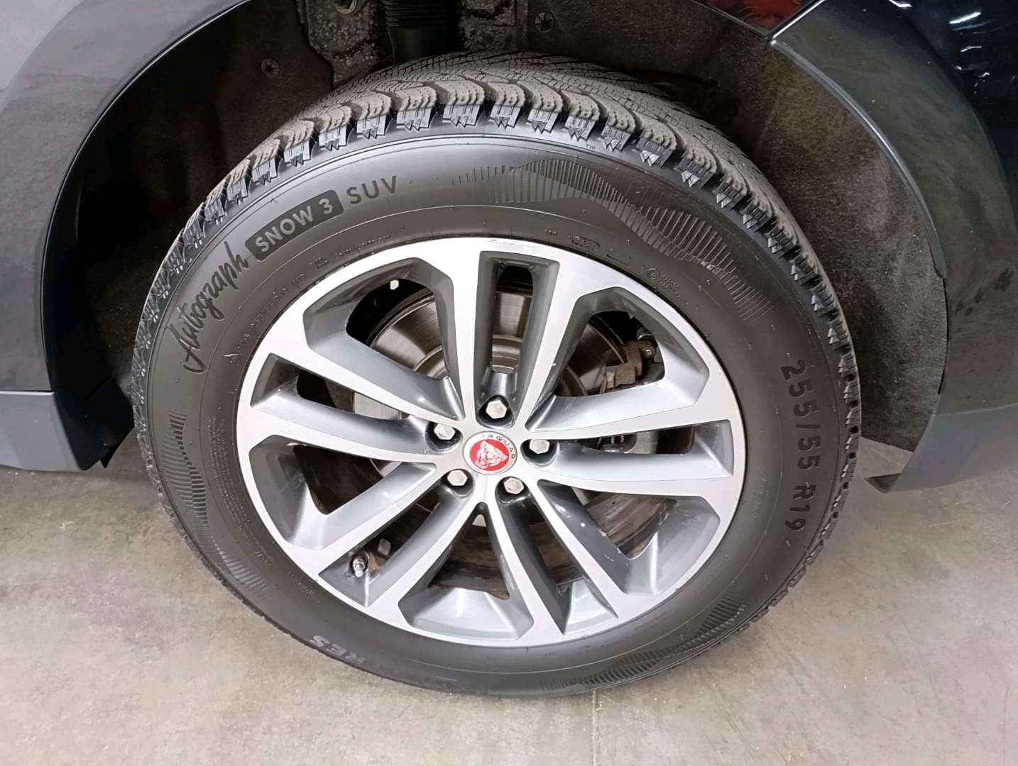 Jaguar F-PACE,  144 037 км, 2018 года в лизинг