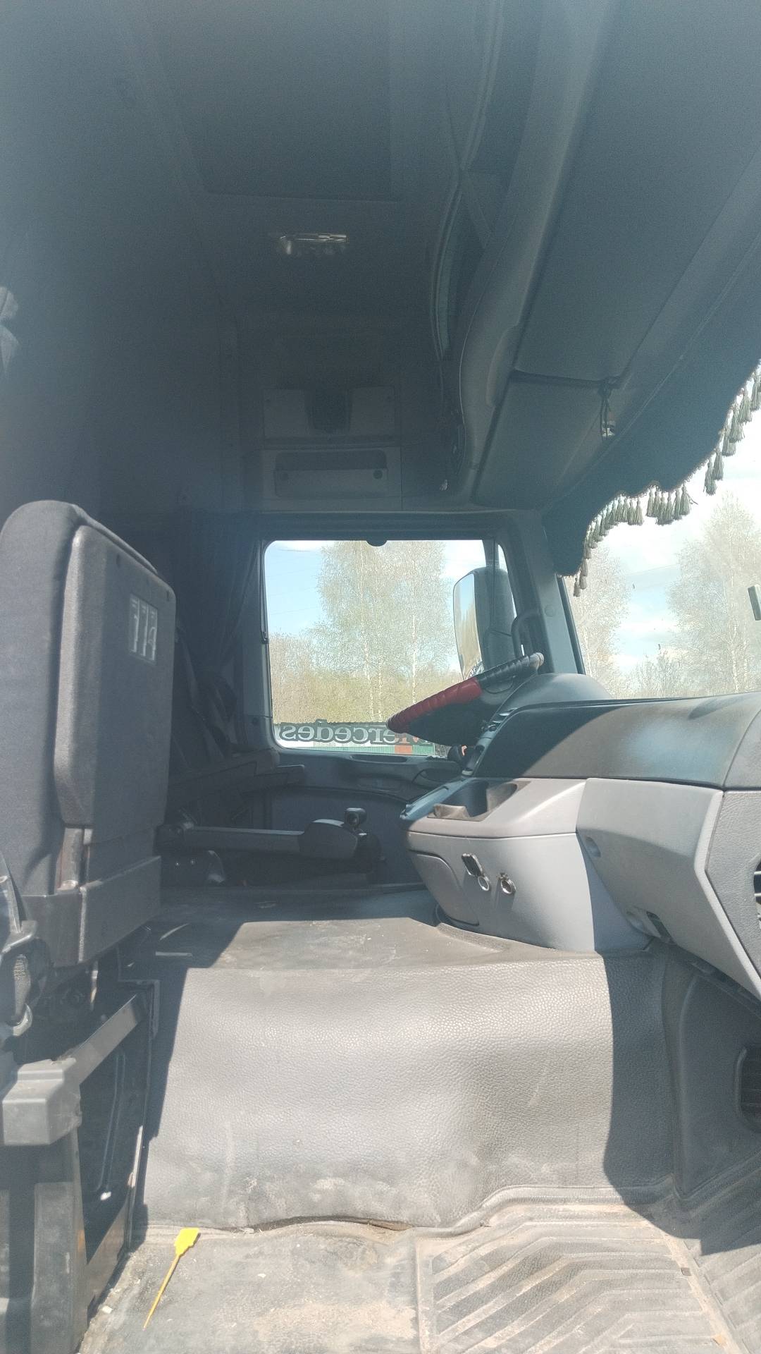 Mercedes-Benz Actros 3 1841 LS 4x2 (L),  1 035 656 км, 2018 года в лизинг