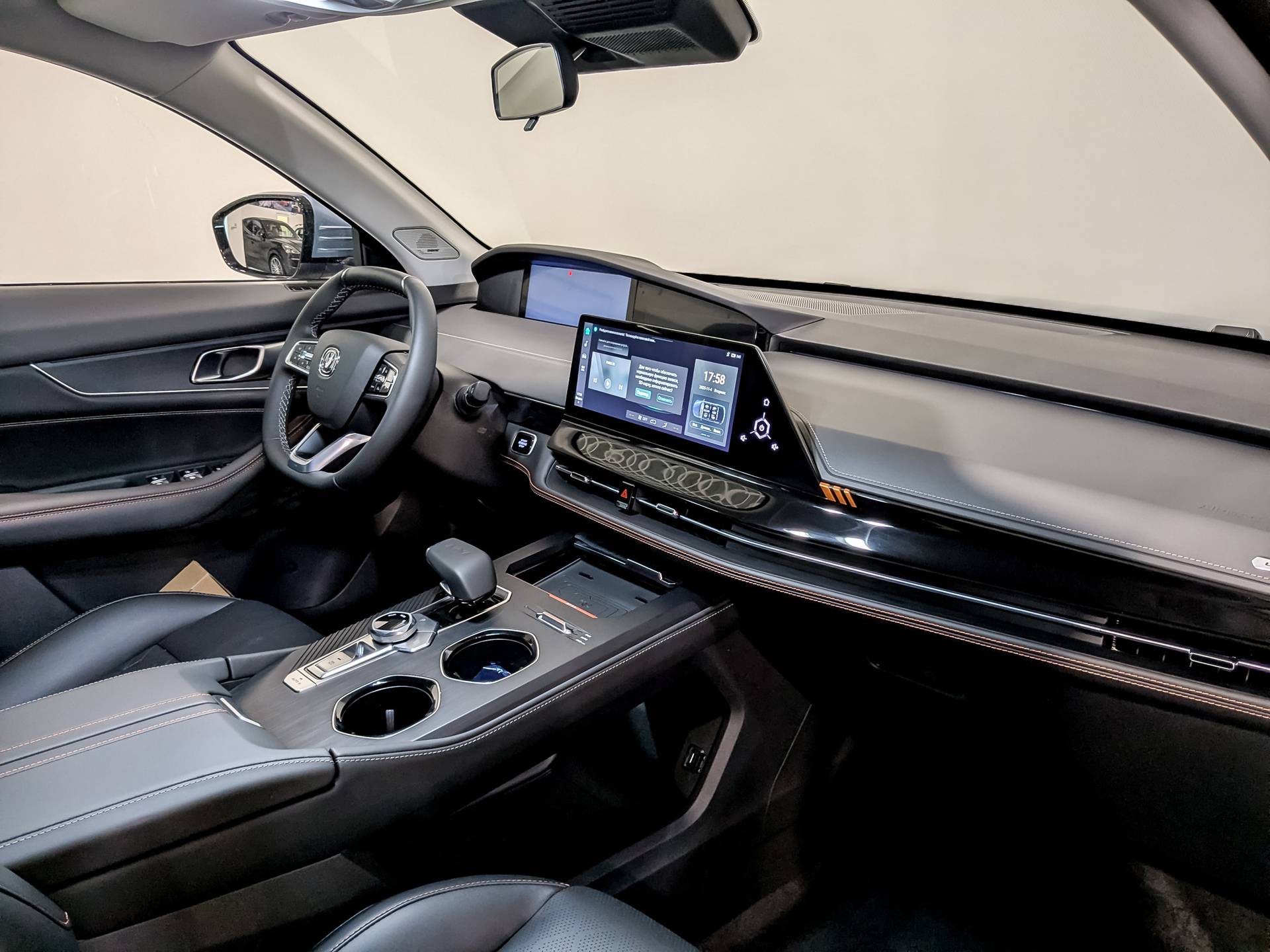 Changan Uni-K Tech 2.0 8AT AWD