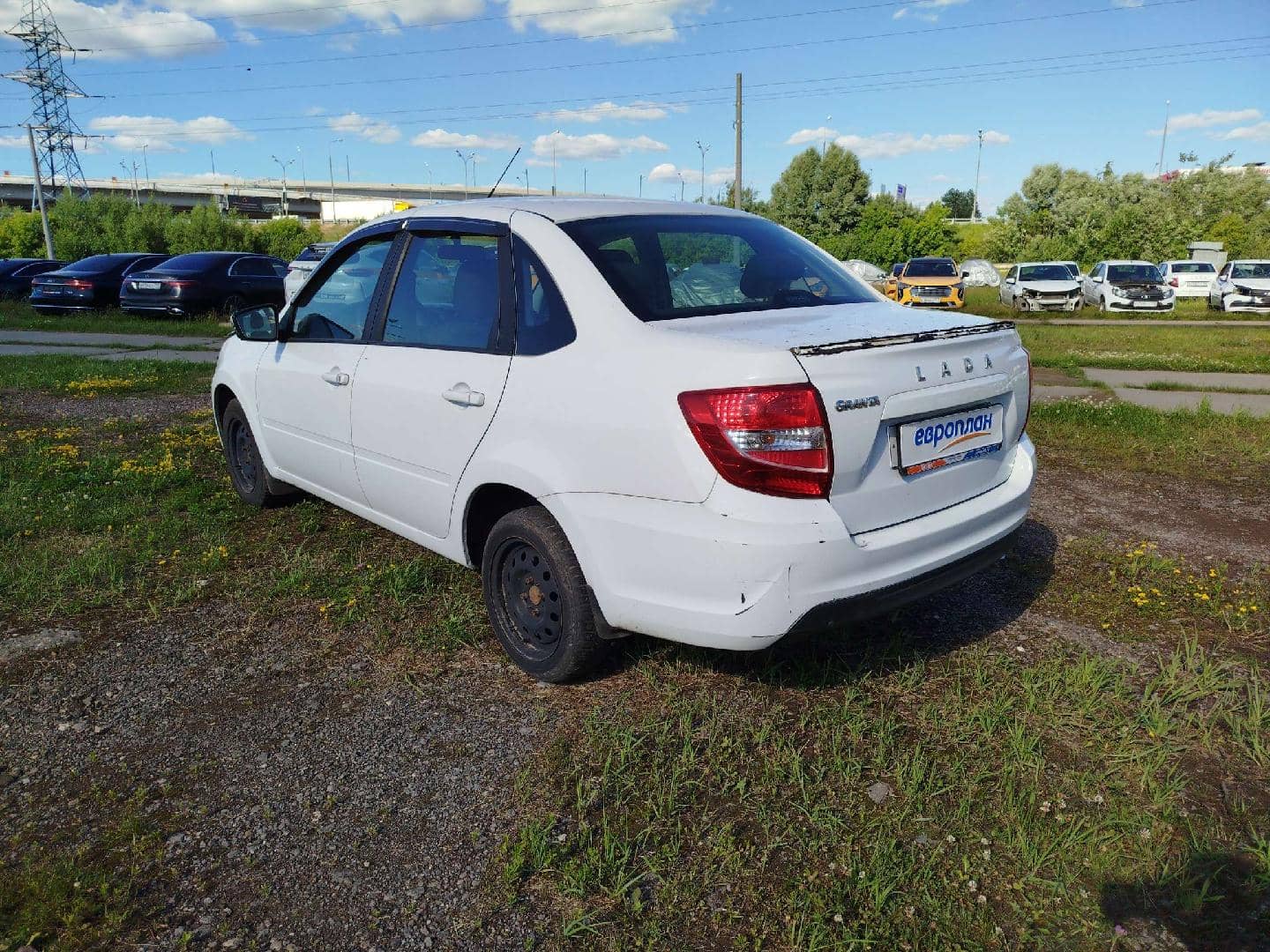 Lada Granta седан,  134 245 км, 2023 года в лизинг