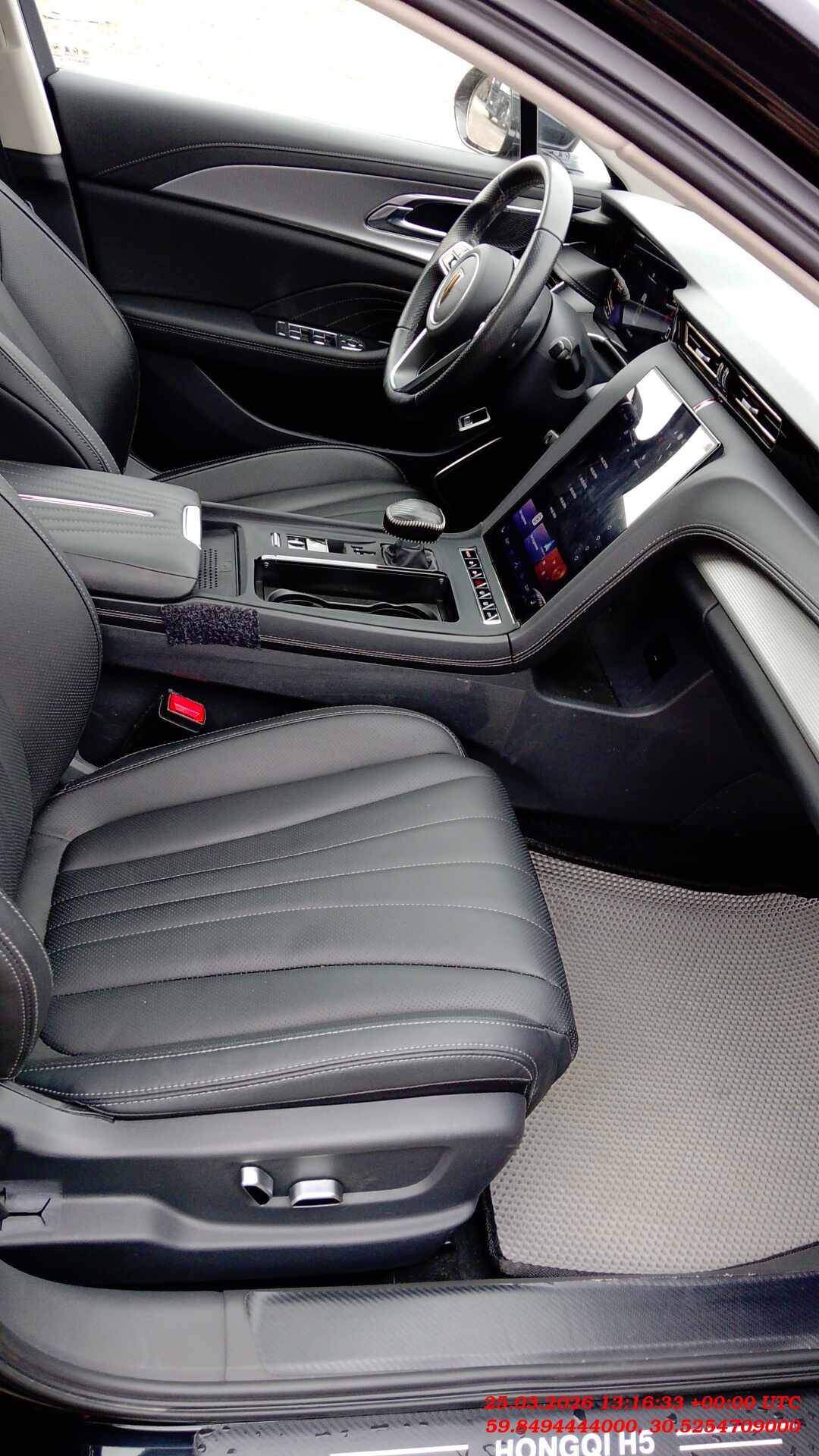 Hongqi H5,  134 813 км, 2024 года в лизинг