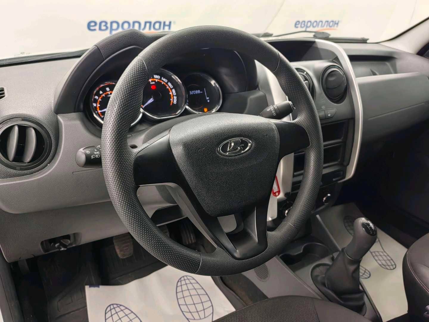 Lada Largus фургон,  32 084 км, 2024 года в лизинг