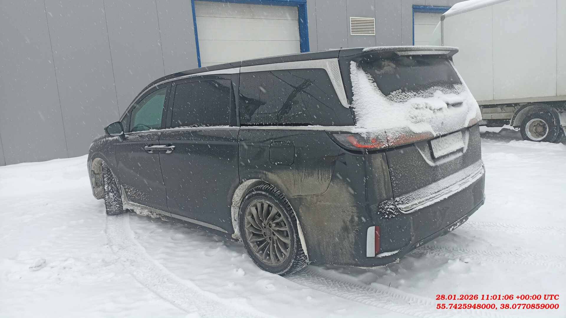 Voyah Dreamer,  25 948 км, 2023 года в лизинг