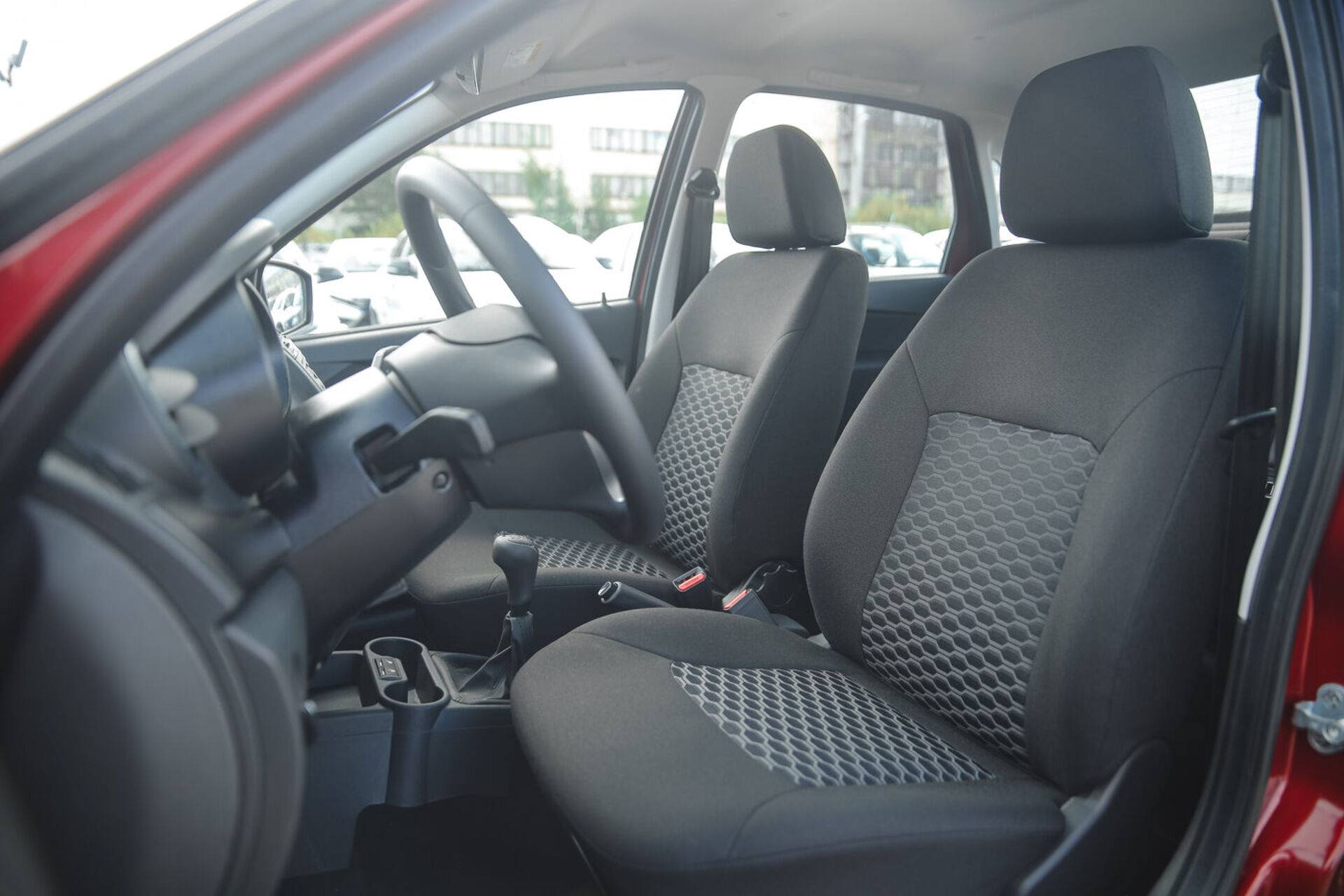 Lada Granta седан Comfort 1.6 90hp 5MT