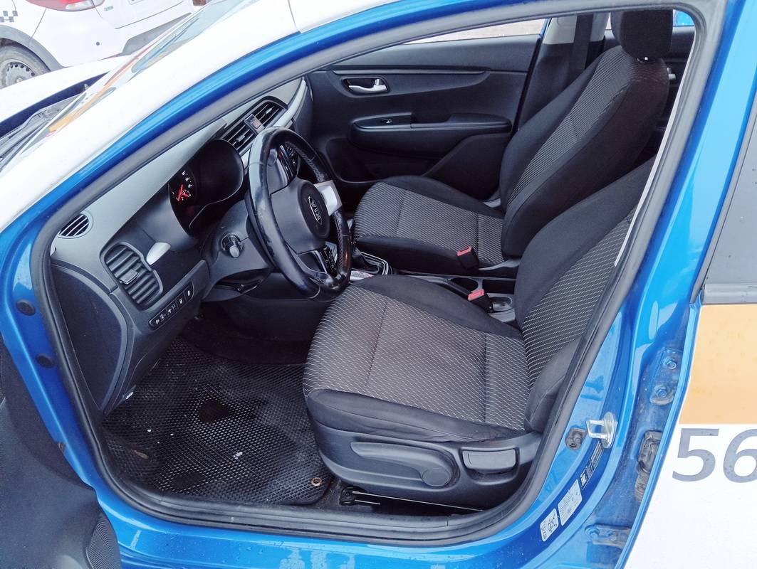 KIA Rio X-Line,  242 940 км, 2019 года в лизинг
