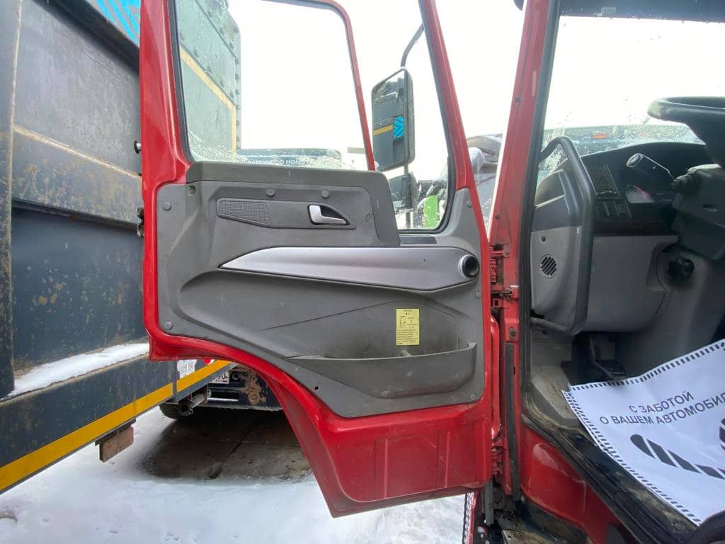 HOWO ZZ3407S3867Е 8х4,  218 012 км, 2021 года в лизинг