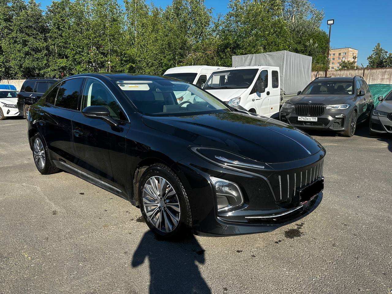 Hongqi E-QM5,  50 000 км, 2022 года в лизинг