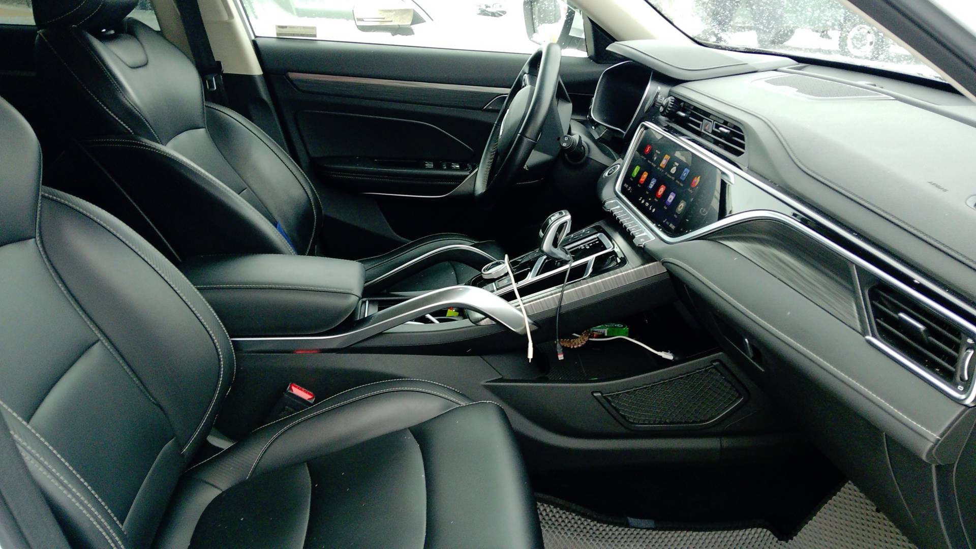 Geely Atlas Pro,  163 569 км, 2024 года в лизинг