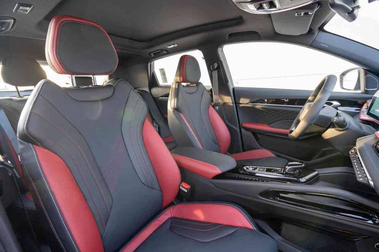 Geely Coolray Flagship 1.5T 7DCT