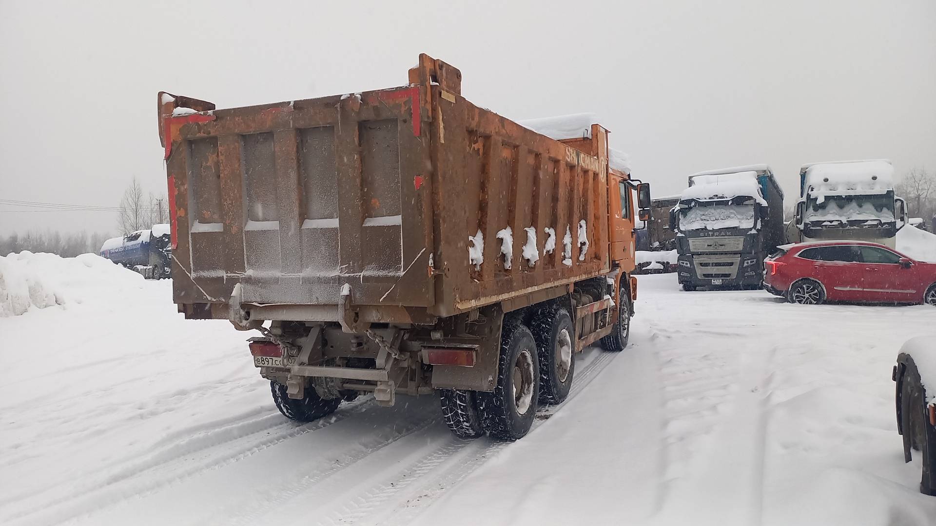 Shacman SX3258DR384,  236 423 км, 2020 года в лизинг