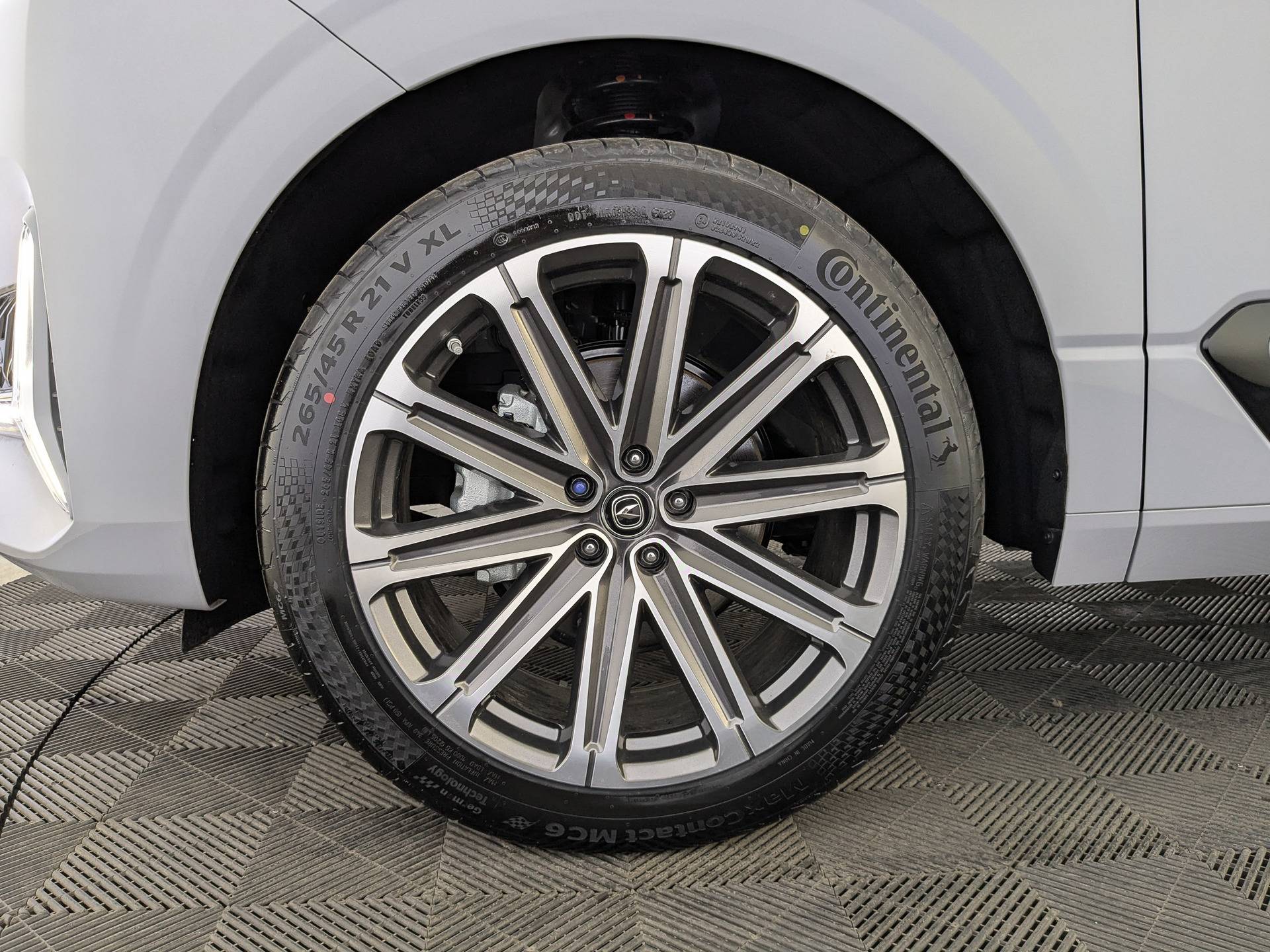 Changan Uni-K Tech 2.0 8AT AWD