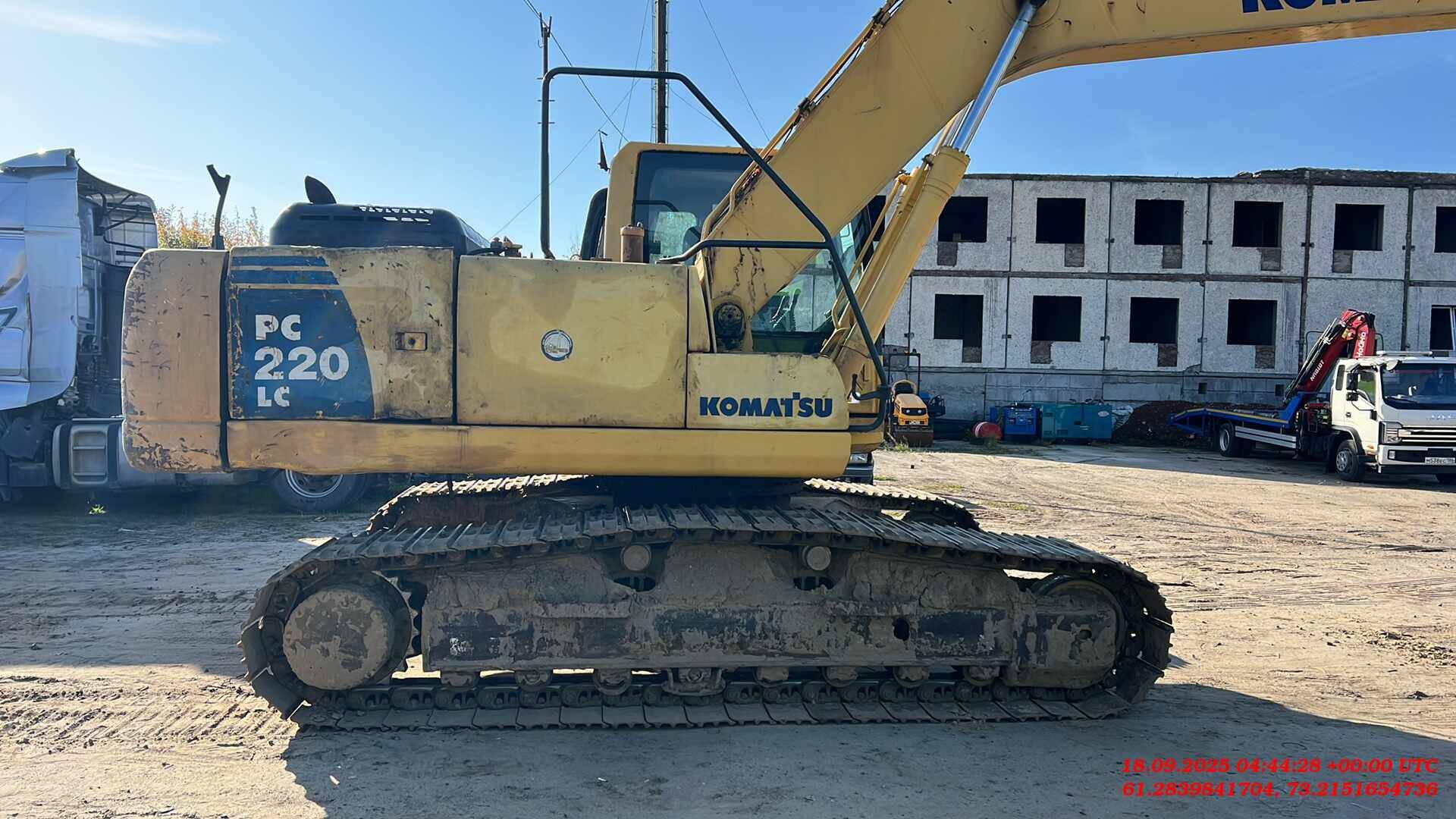 KOMATSU PC220-8MO, 2015 года в лизинг