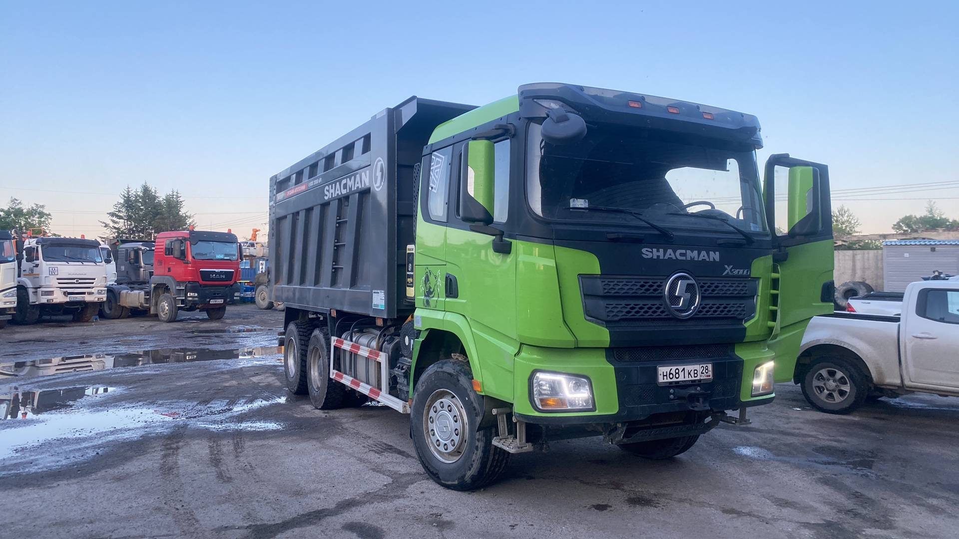 Shacman SX32586V384,  77 842 км, 2023 года в лизинг