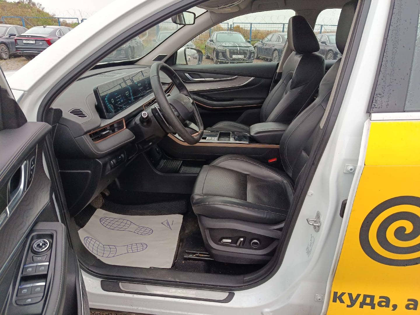 EXEED LX,  244 644 км, 2023 года в лизинг