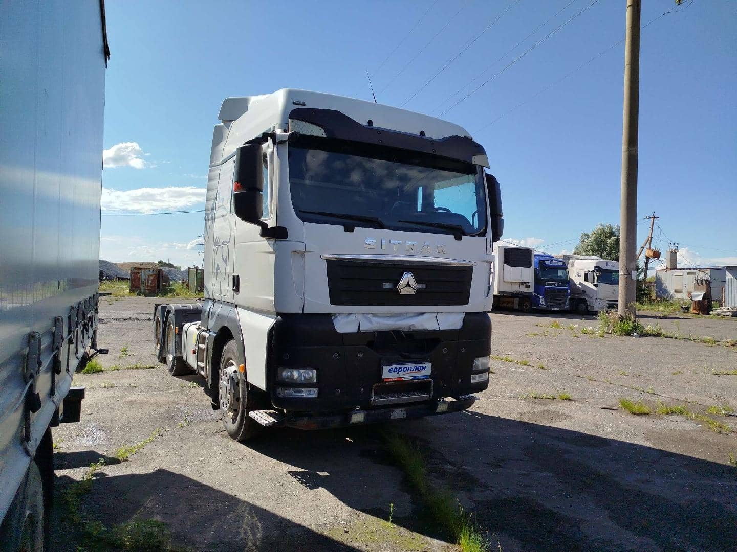 Sitrak С7Н 6×4 ZZ4256V364HE,  409 598 км, 2022 года в лизинг