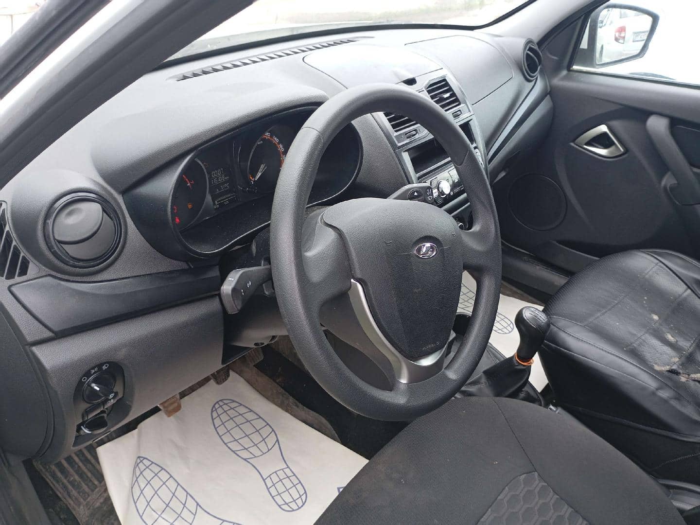 Lada Granta седан,  115 108 км, 2023 года в лизинг