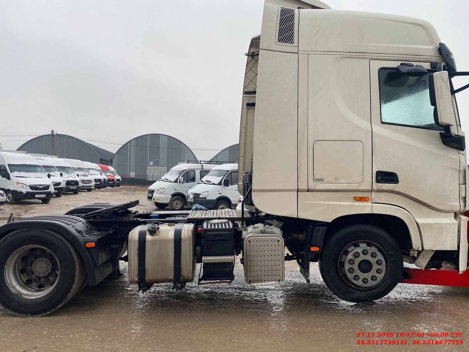 DongFeng DFH4180 4x2,  100 000 км, 2024 года