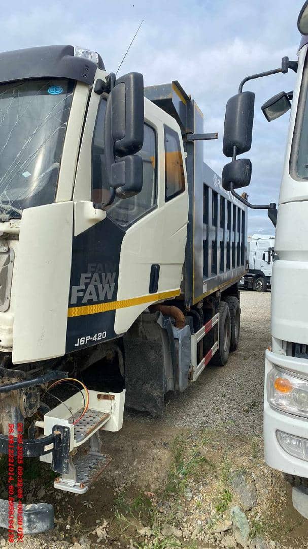 FAW CA3250P66K24L1TE5 6x6,  100 000 км, 2022 года