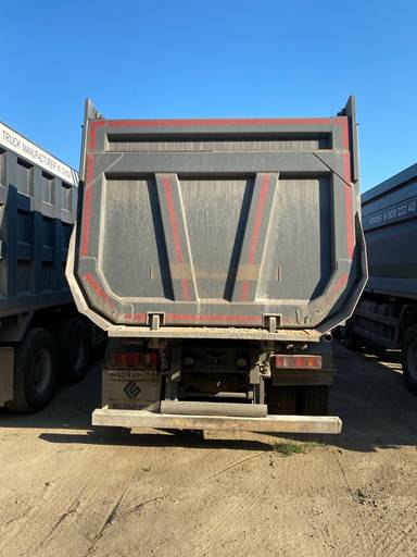 HOWO ZZ3317V386GE1 8х4