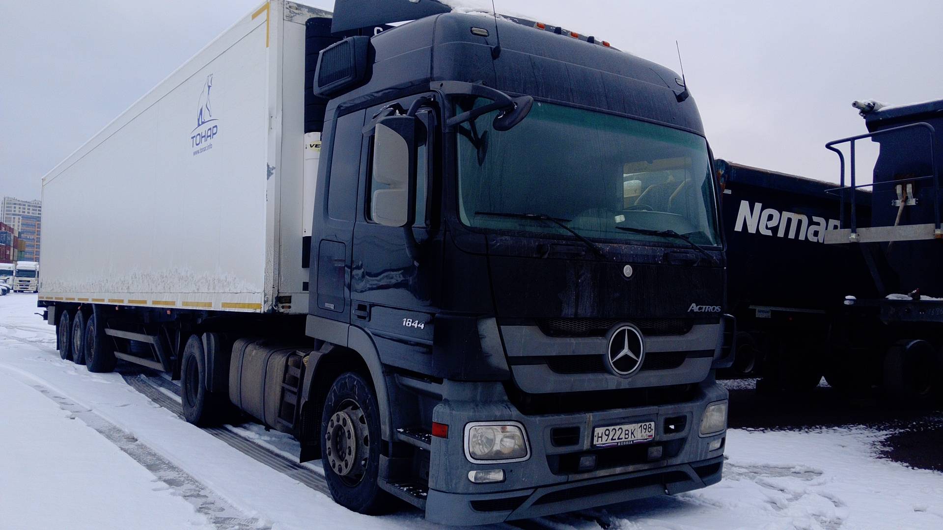 Mercedes-Benz Actros 3 1844 LS 4x2 (L),  834 441 км, 2018 года в лизинг