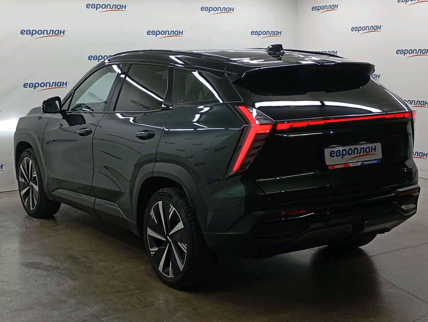 Geely Atlas,  129 159 км, 2023 года в лизинг