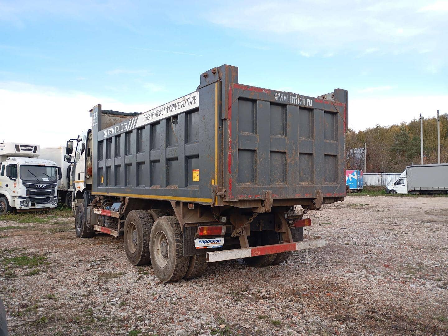 FAW CA3250P66K24T1E5 6х4,  190 966 км, 2022 года в лизинг
